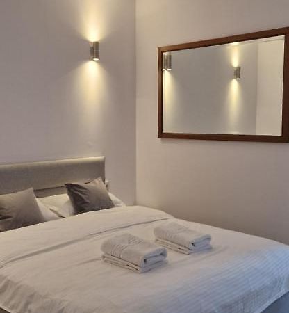 Hotel Modern House Sighetu Marmaţiei Exteriér fotografie